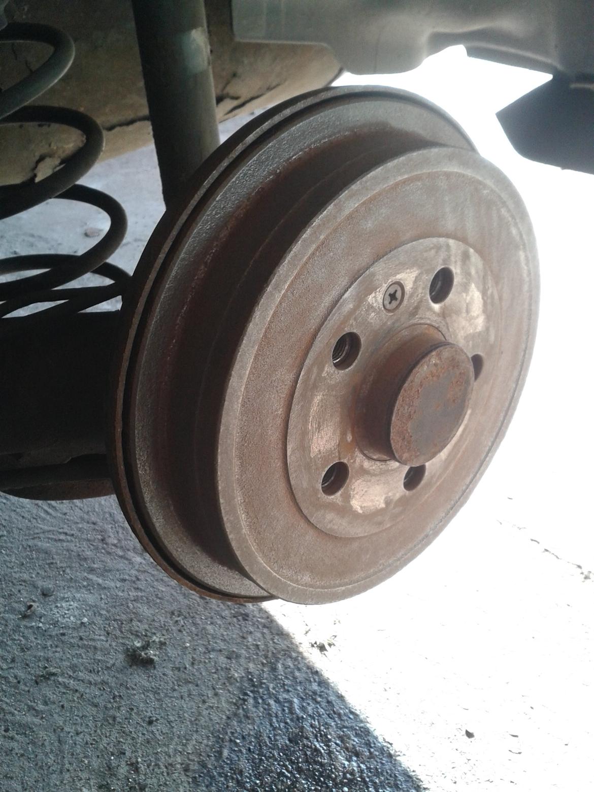 Maling af kaliber og bremsetromler billede 22