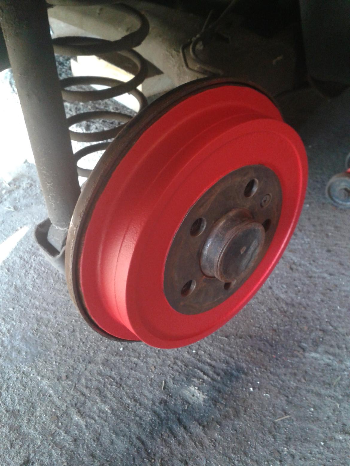 Maling af kaliber og bremsetromler billede 34