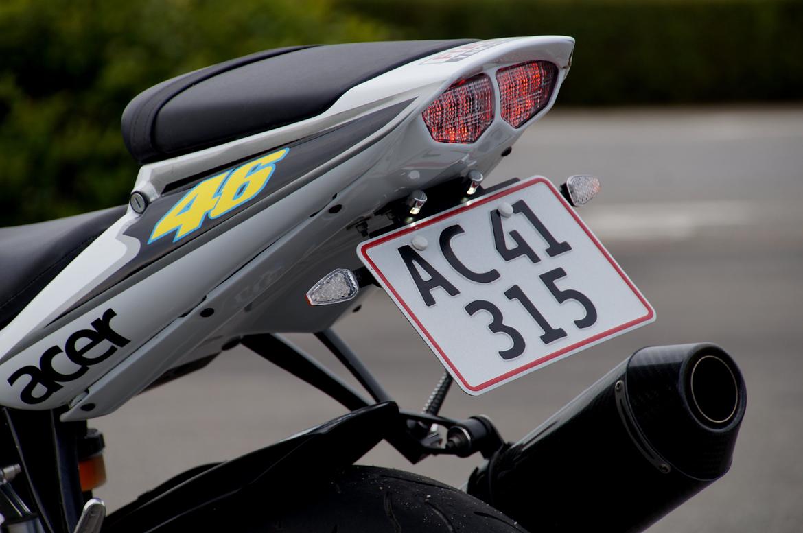 Mit legetøj - YAMAHA R6 ROSSI billede 11