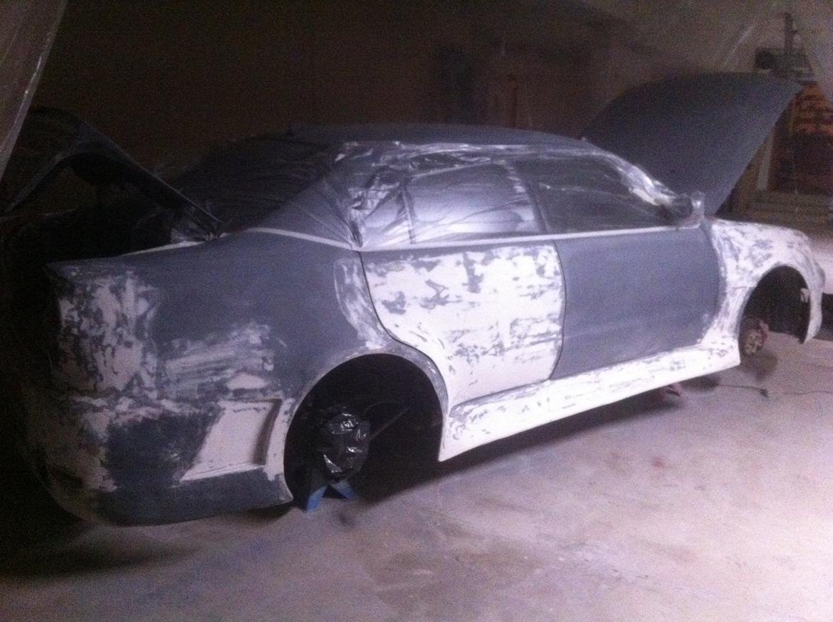 Carina E-xtreme - afslører hvor der er slebet. Fordørene har det fint :-) billede 199