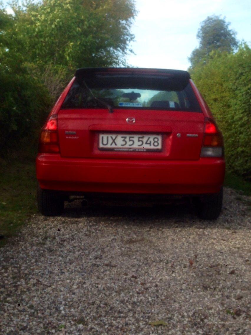 Mazda 323 sport 1.5 billede 5