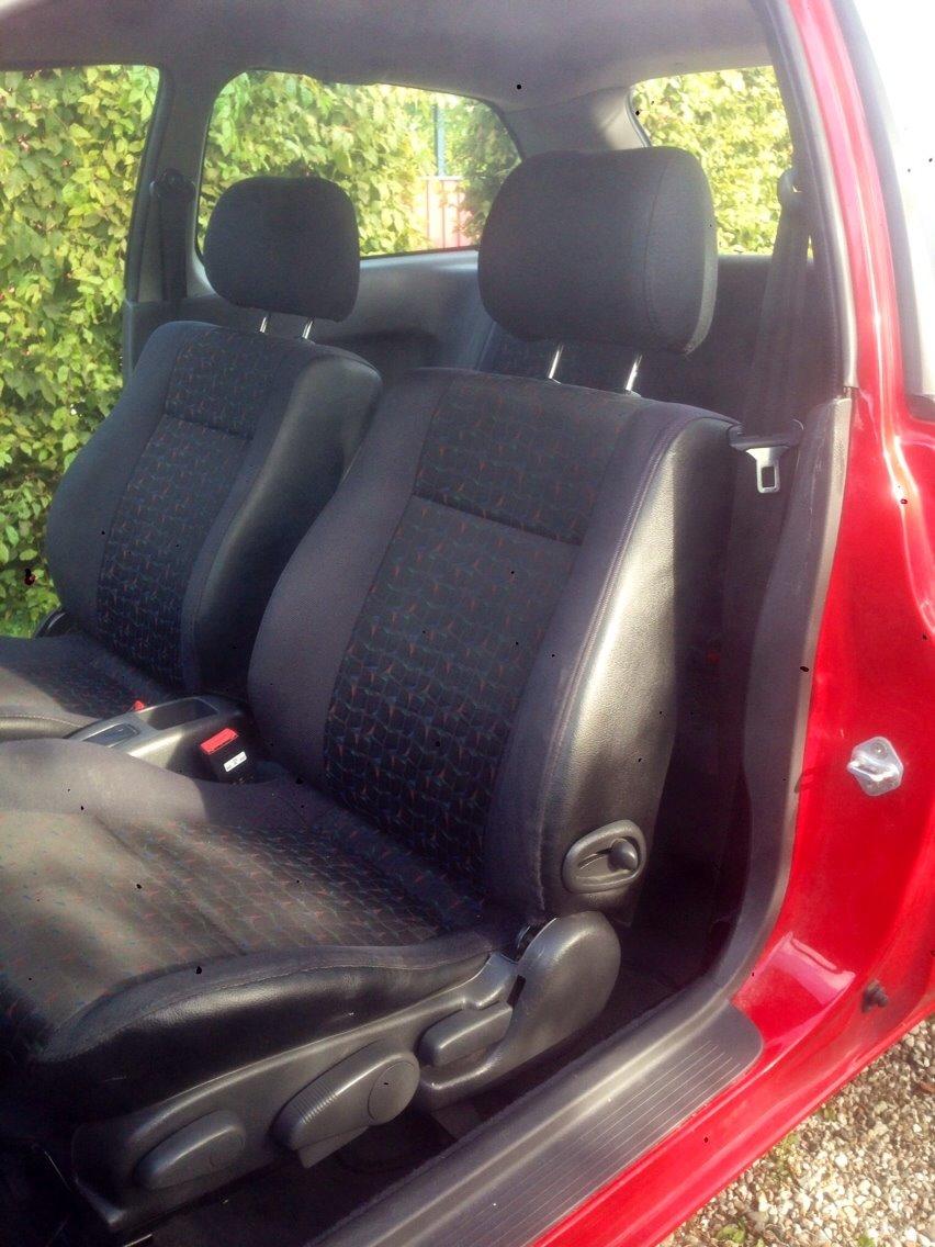 Mazda 323 sport 1.5 billede 6