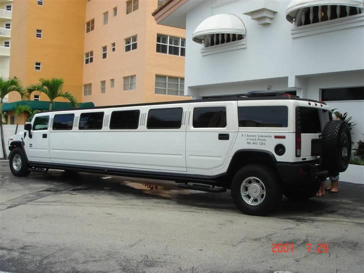 Lige på rundtur i miami i en hummer-limo  billede 2