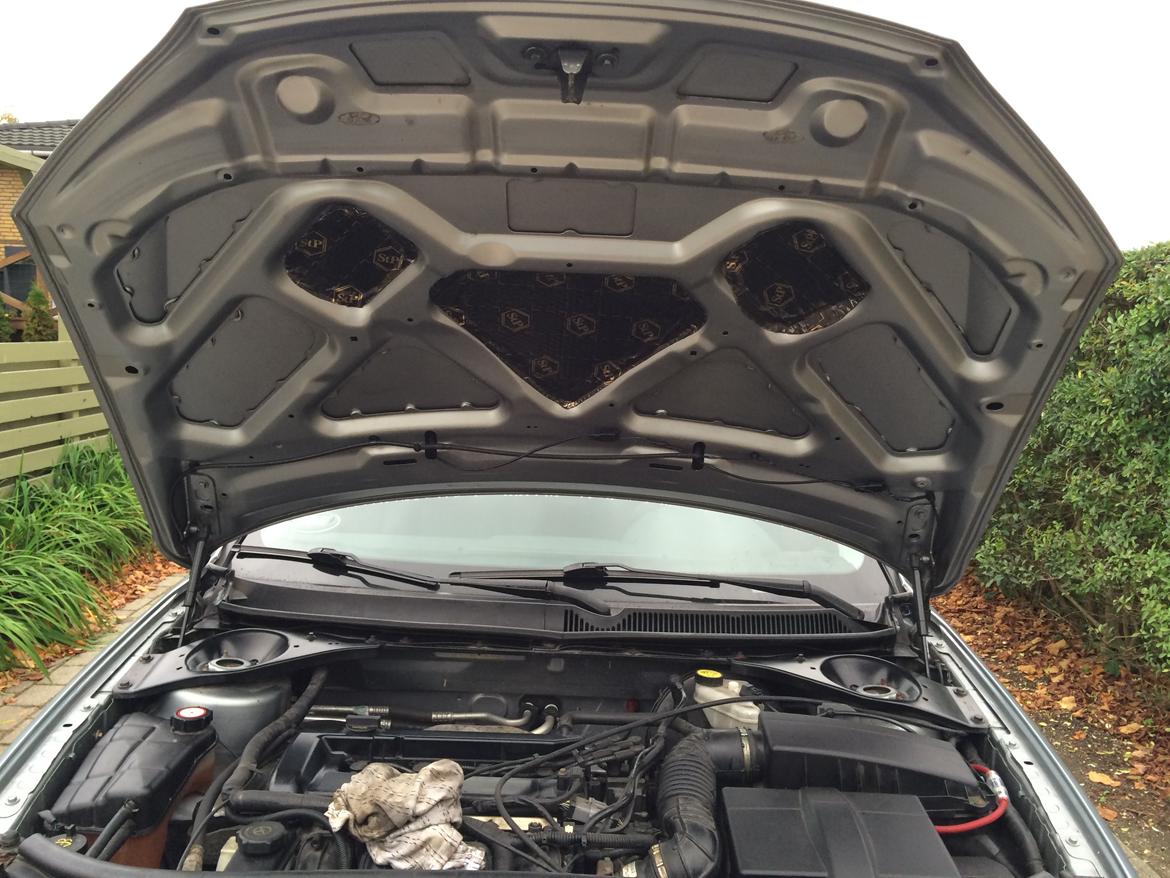 Lyddæmpning af Ford Mondeo Mk3 stc. billede 15
