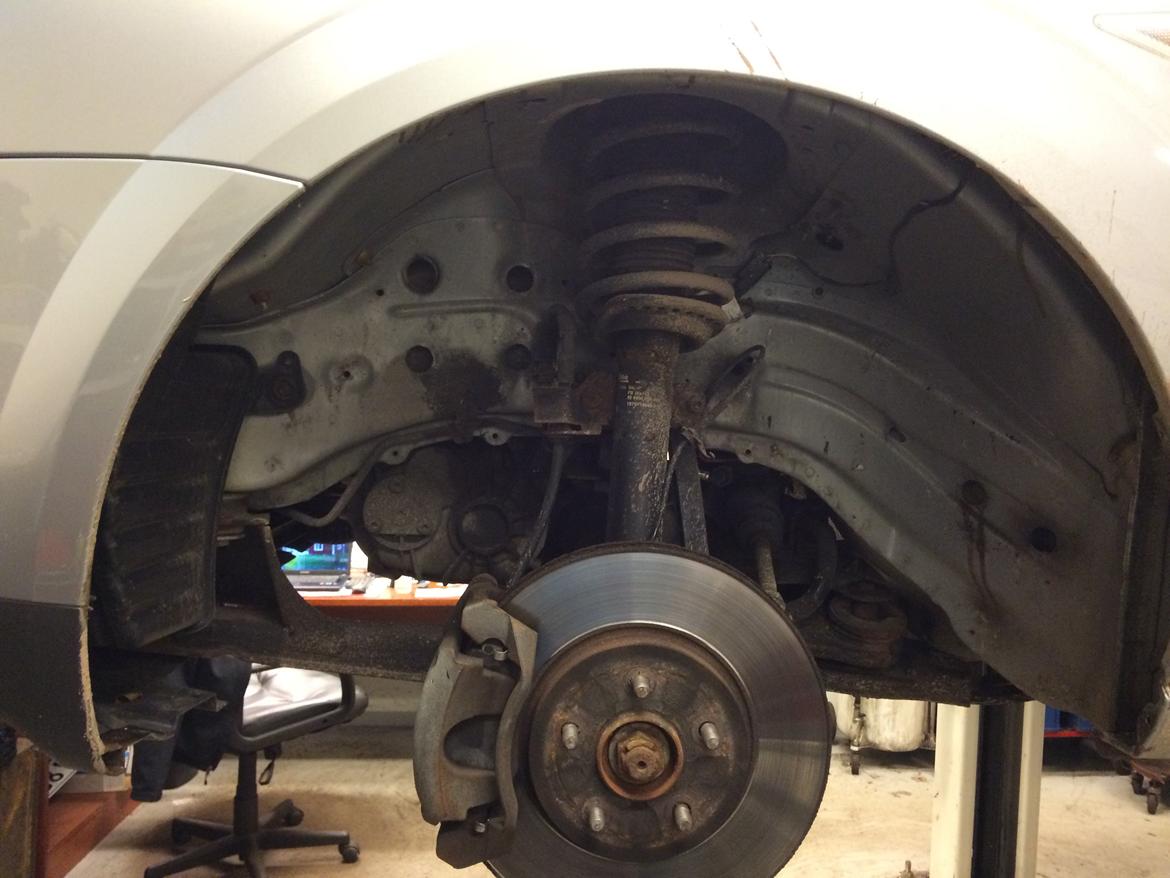 Lyddæmpning af Ford Mondeo Mk3 stc. - Så er det tid til hjulkassen :) billede 35