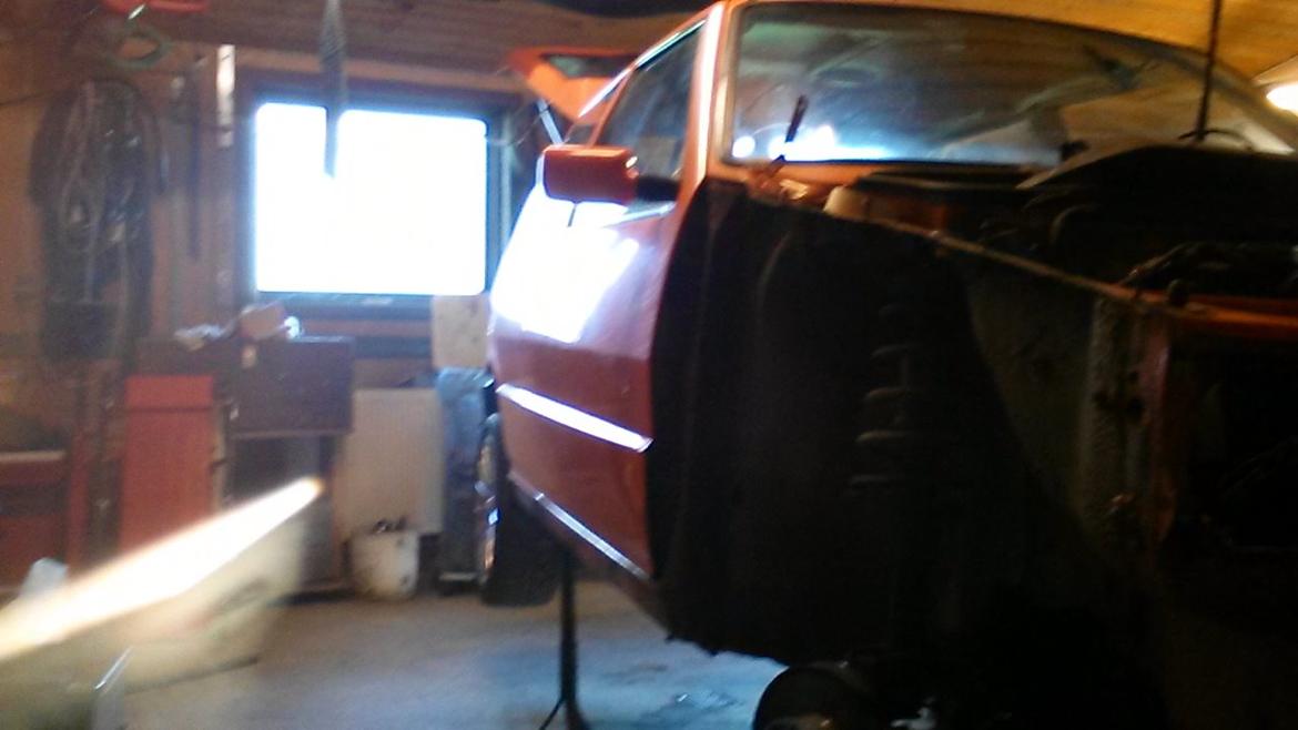 Fiat Uno Turbo 200 hk + projekt  - Så kom den op og flyve  billede 8