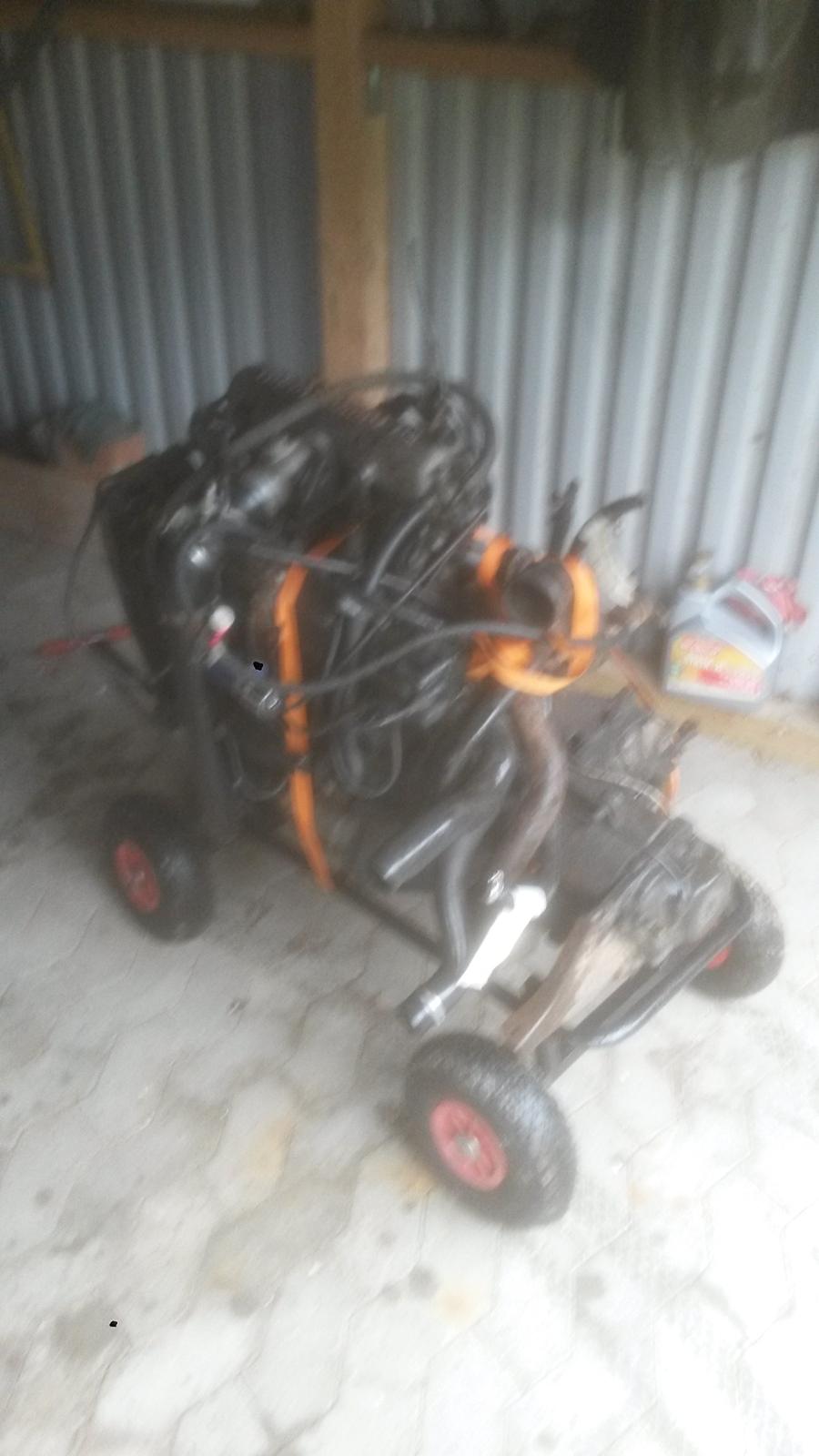 Fiat Uno Turbo 200 hk + projekt  - hov der var en motor  billede 9