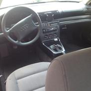 AUDI A4 B5 1,6