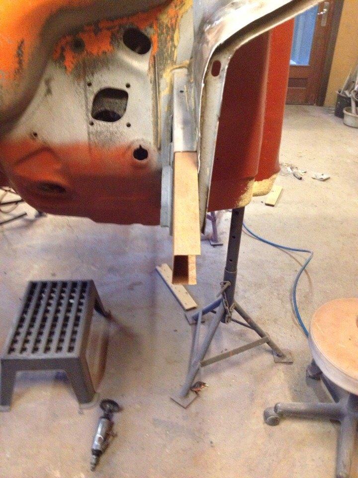 Fiat Uno Turbo 200 hk + projekt  - Ny inder vange som er 400mm for at styrke den nye næse :D billede 54