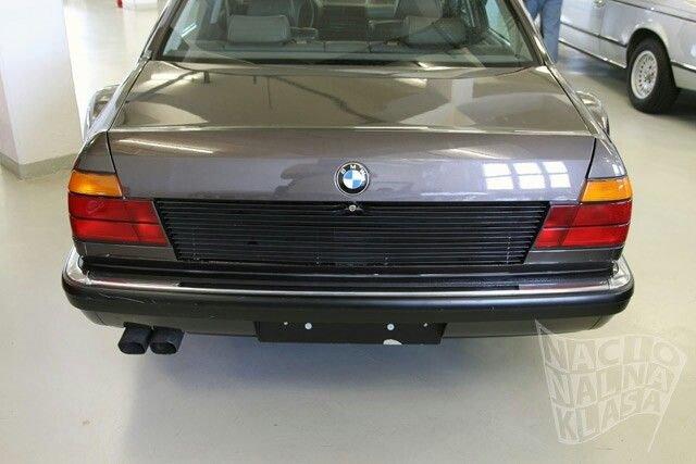 BMW Prototype: E32 767iL V16 "Goldfish" billede 3