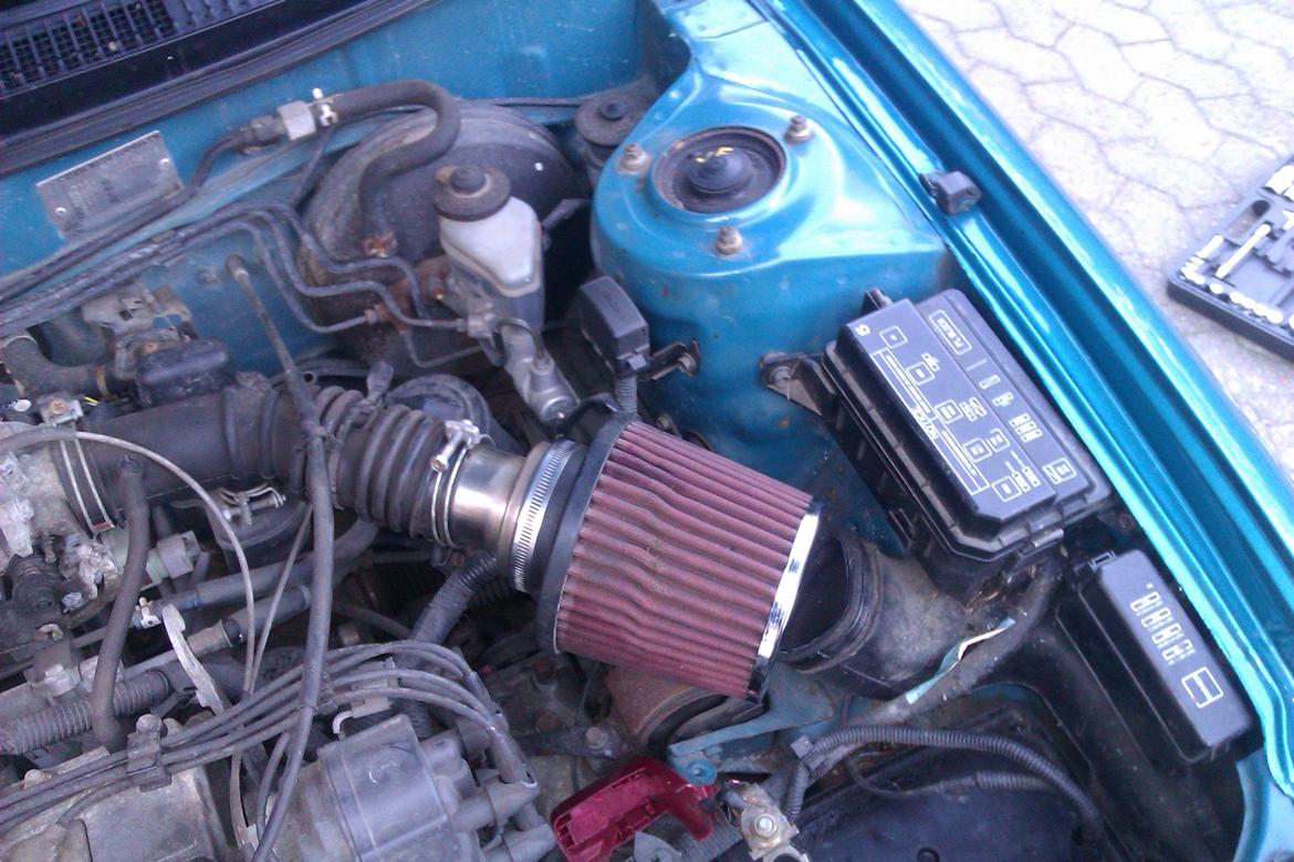   projekt  styling Corolla E10 sedan  - fået sportfilter på istedet for den standart billede 7