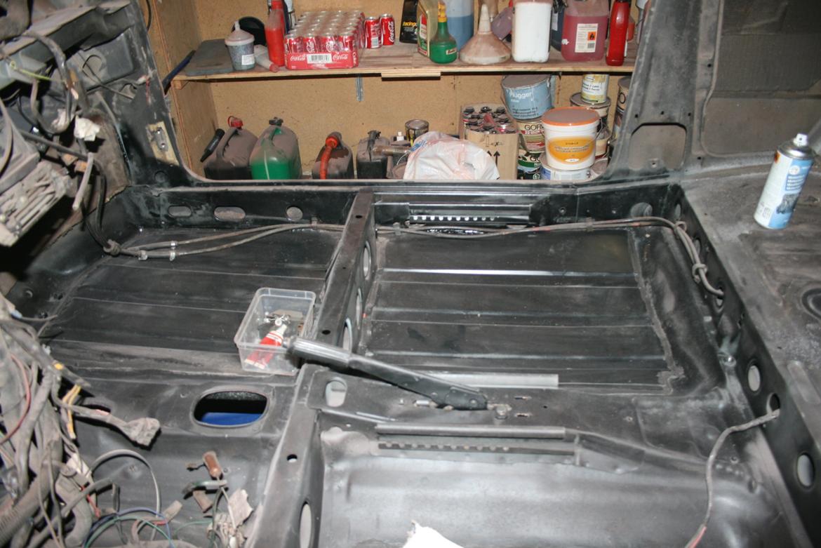 Fiat Uno Turbo 200 hk + projekt  - Den nye bund set inde fra  billede 75