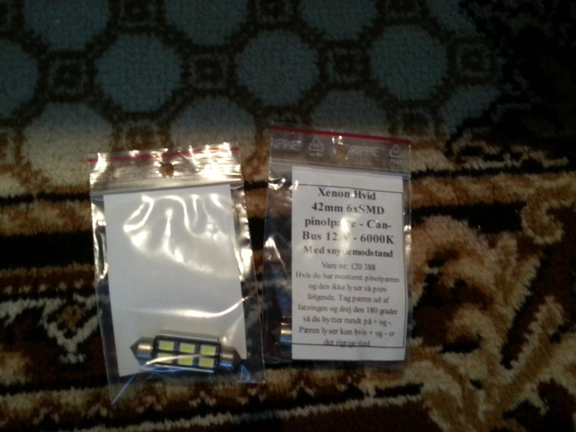 Alfa Romeo 159 Sportwagon - 42mm Pinolpære i Xenon hvid (6000K) til nummerplade-lys :) billede 74