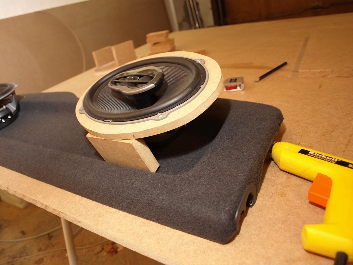 VW UP Glasfiber hattehylde billede 4