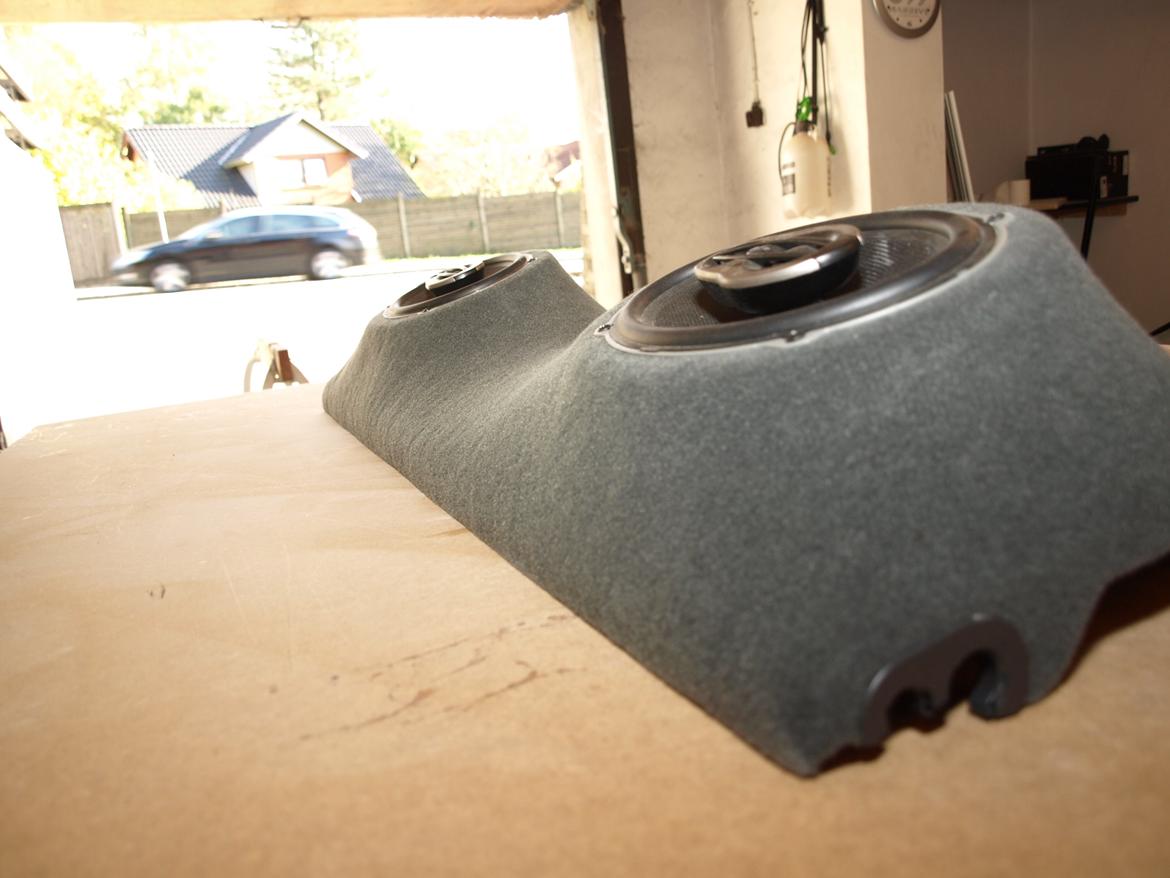 VW UP Glasfiber hattehylde billede 24