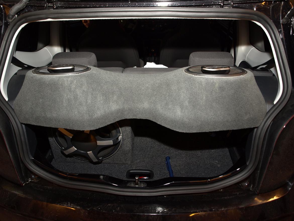 VW UP Glasfiber hattehylde billede 25