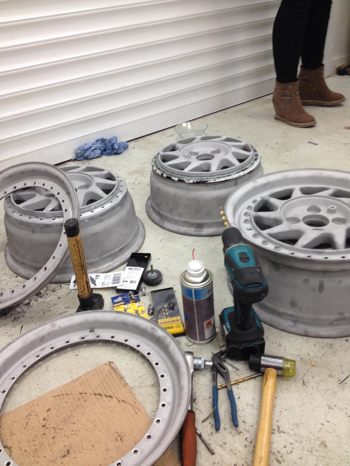 Renovering af oz turbo split fælge  - Adskillelse af de andre fælge.  billede 10