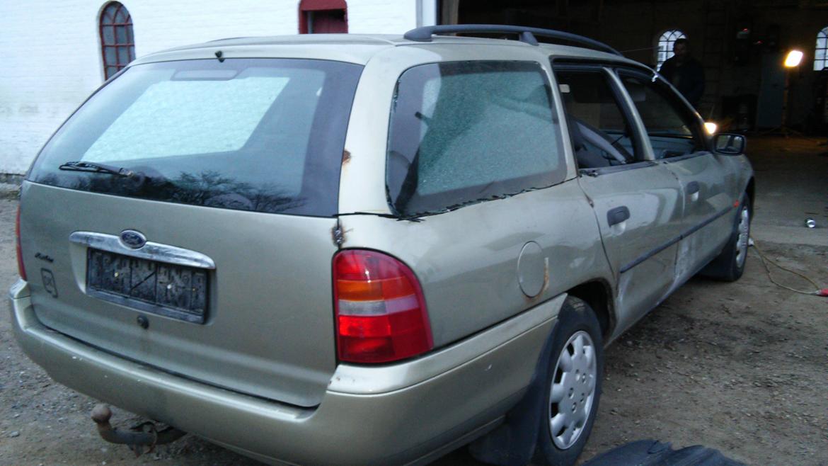 Ford Mondeo Cabriolet billede 2