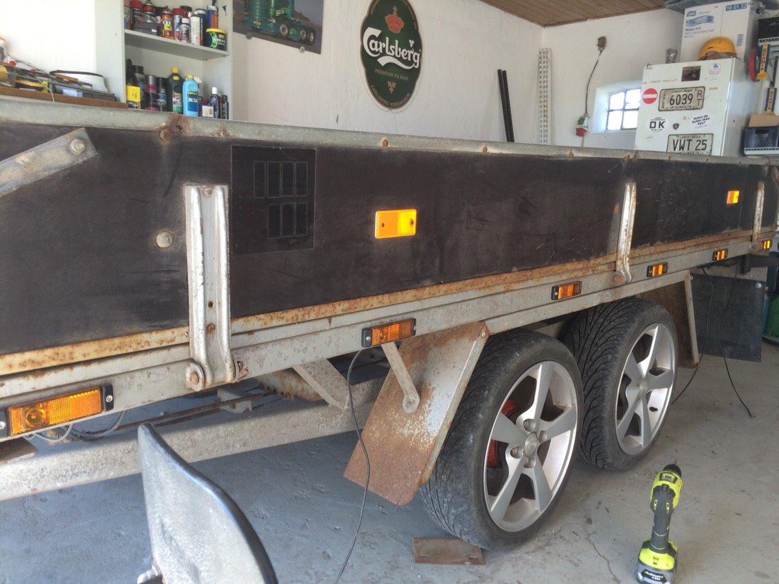Trailer renovering - prøve monteret sidelys billede 6