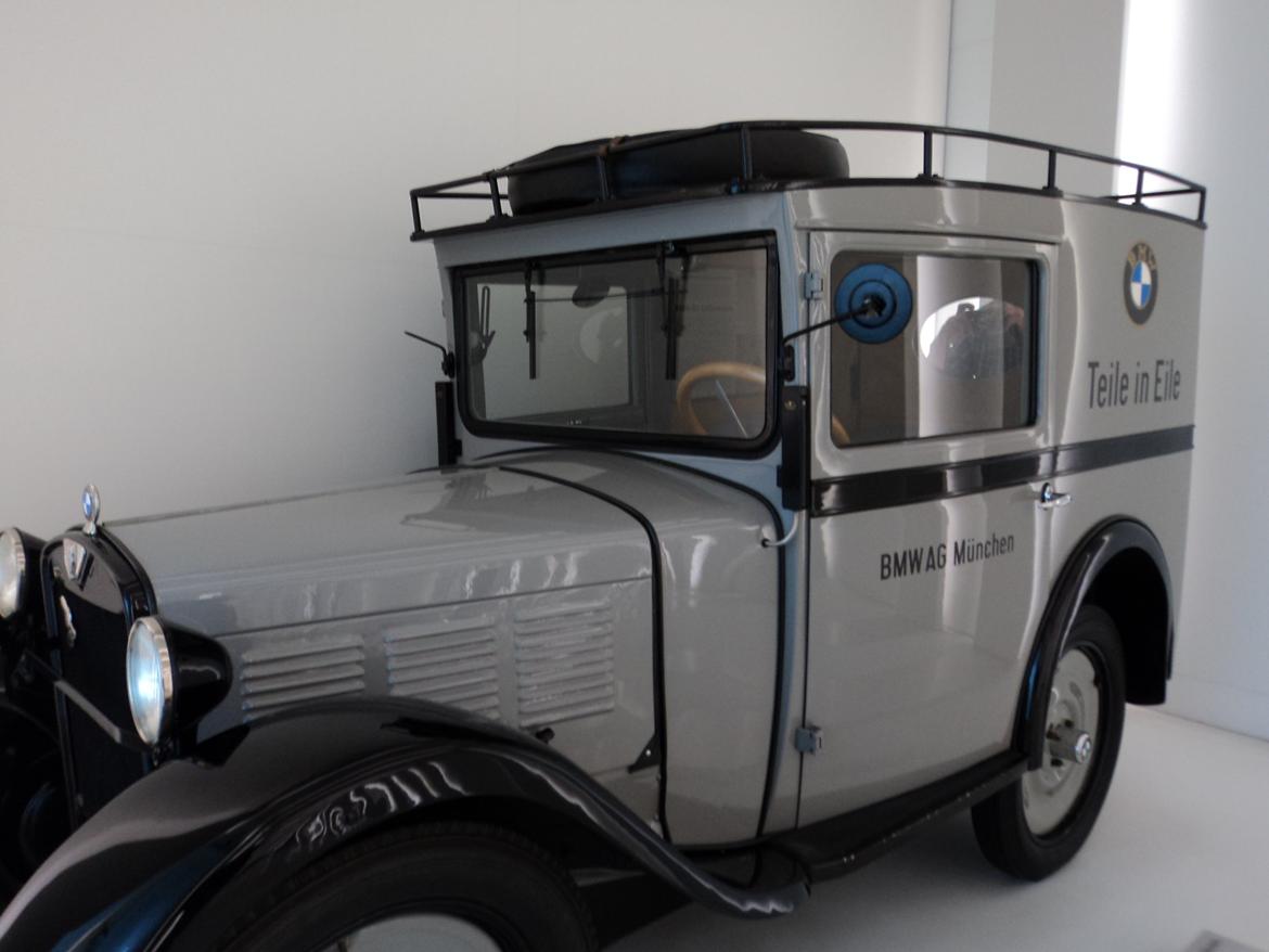 BMW Welt museum i München 2015 billede 65