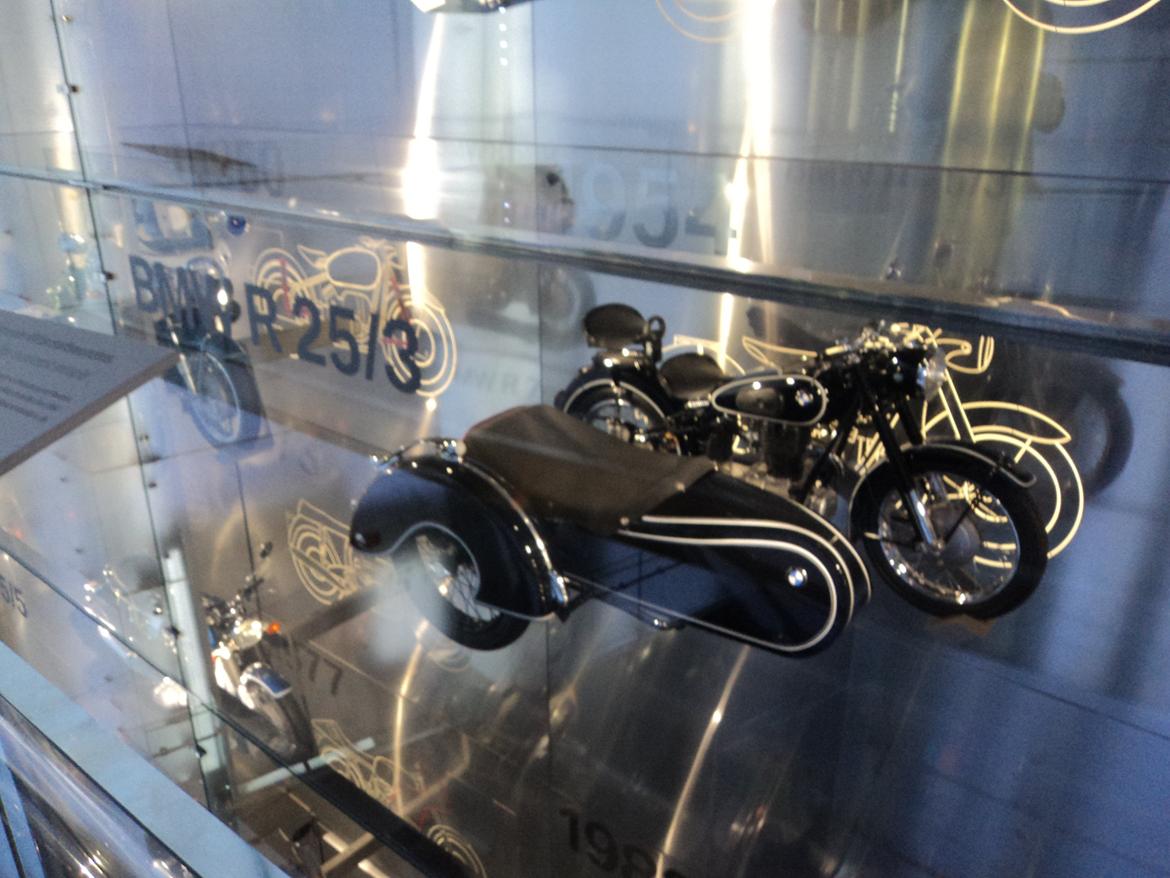BMW Welt museum i München 2015 billede 78