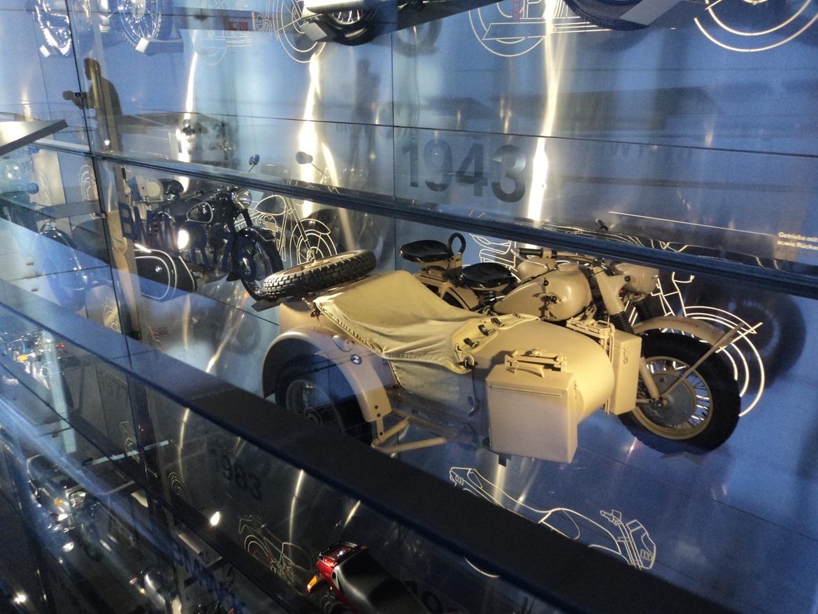 BMW Welt museum i München 2015 billede 79