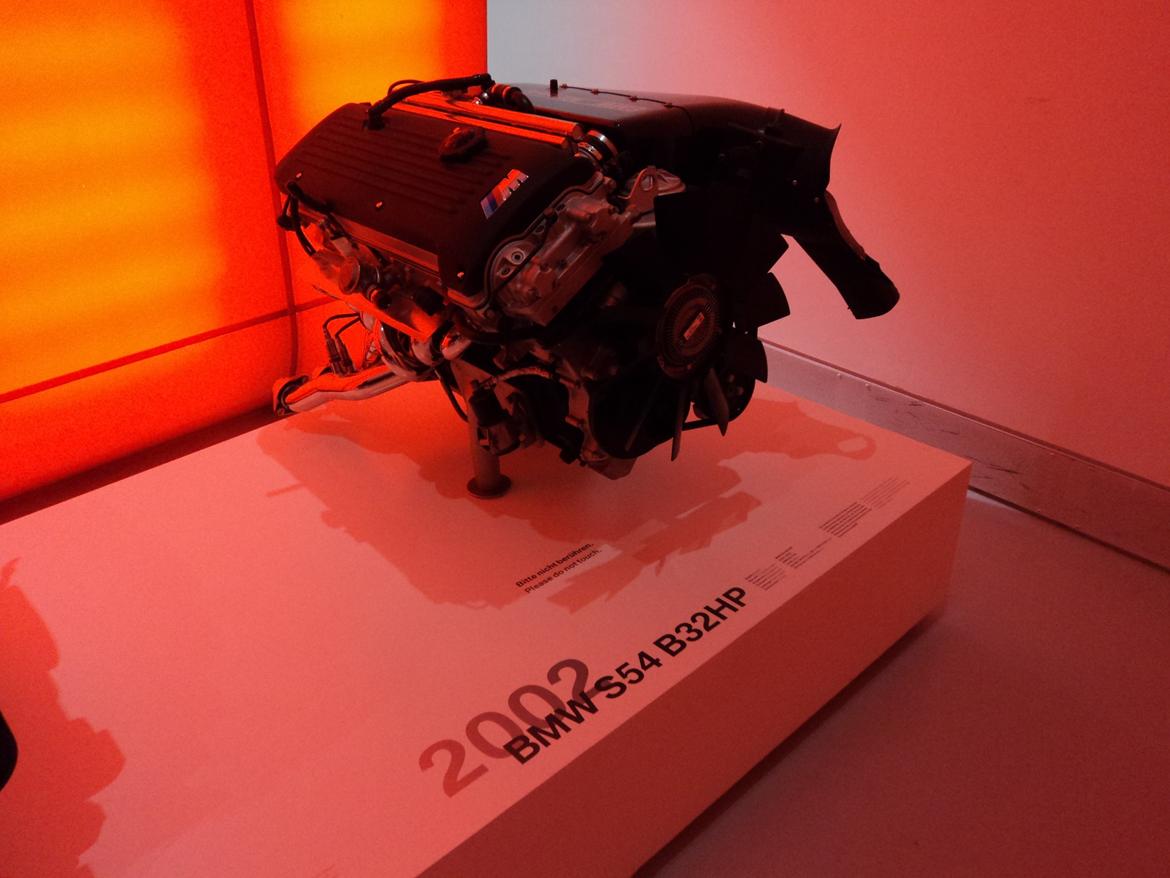 BMW Welt museum i München 2015 billede 343