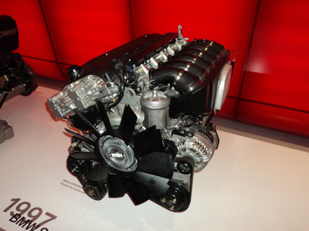 BMW Welt museum i München 2015 billede 348