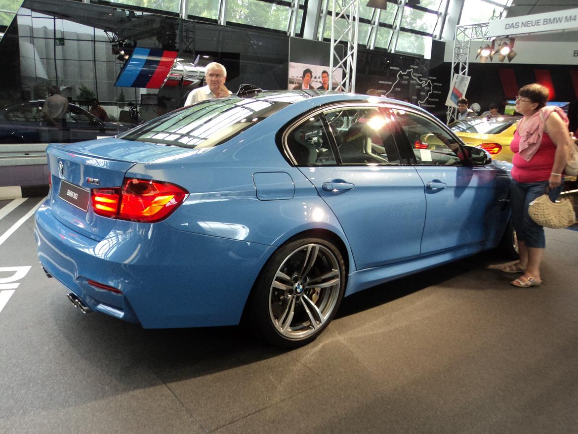 BMW Welt museum i München 2015 billede 442