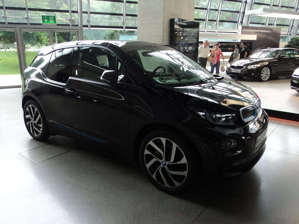 BMW Welt museum i München 2015 billede 451