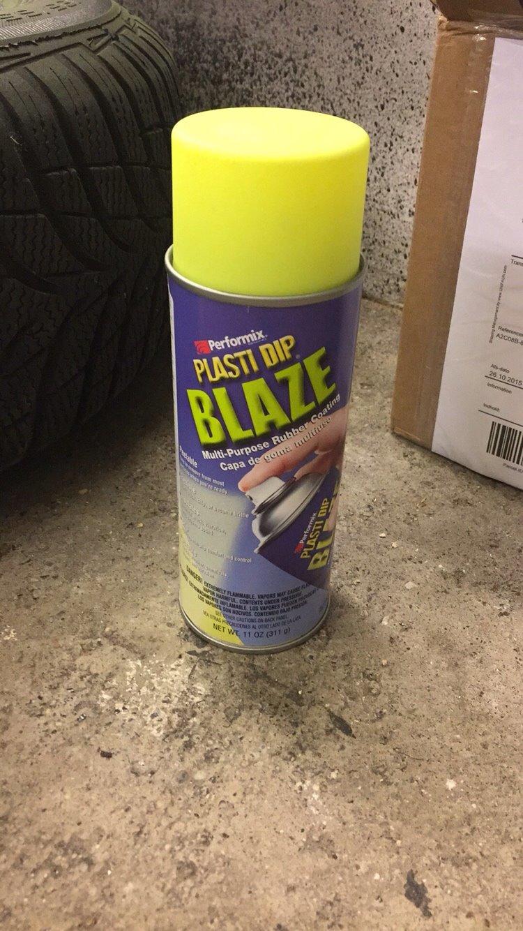 Plasti dip af fælge i neon gul. billede 13