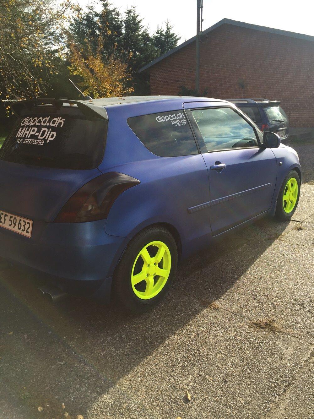 Plasti dip af fælge i neon gul. billede 15