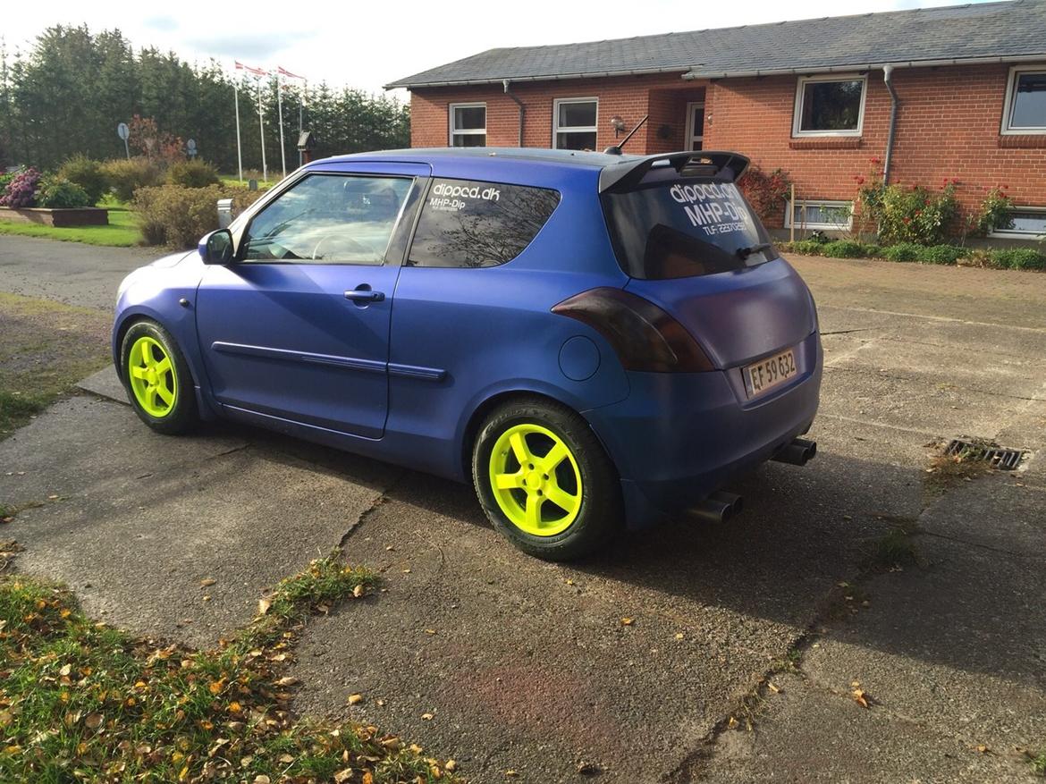 Plasti dip af fælge i neon gul. billede 18
