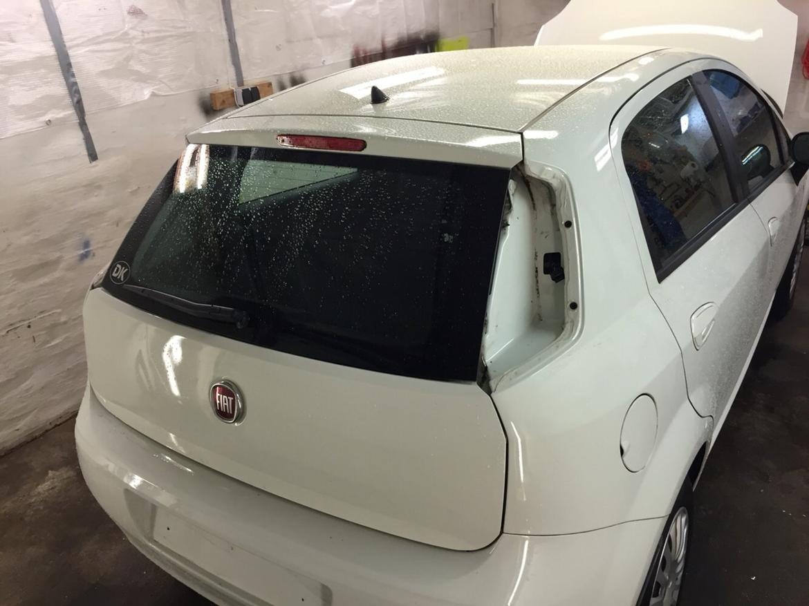 Fiat Punto i Plasti dip mat sort billede 2