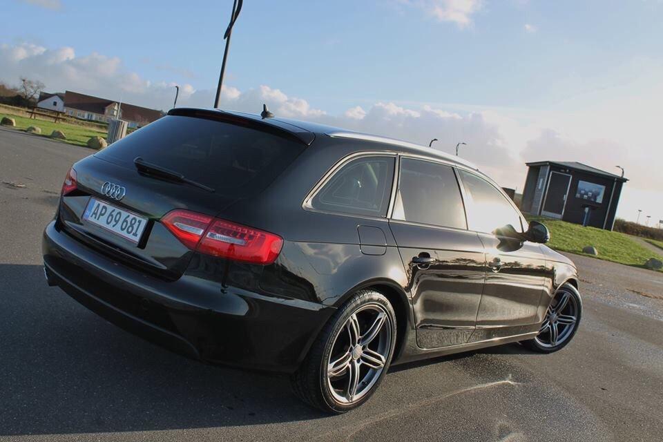 Audi A4 B8 Avantgarde S-Line. NY VOGN billede 9