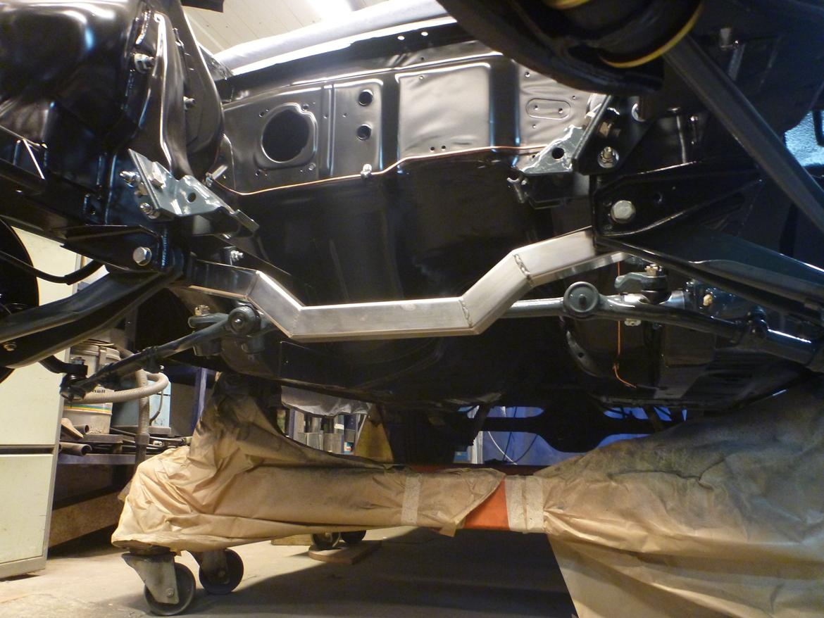 Ford Mustang 1966 projekt - Rustfri "cross member" billede 14
