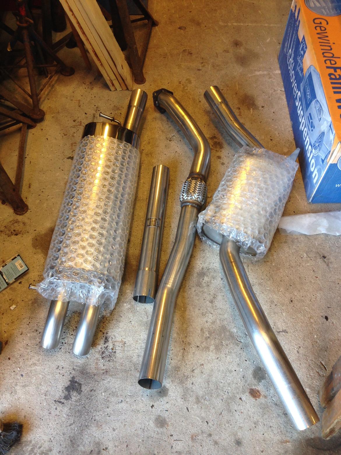 VW Passat 3BG 1,8T  - Milltek skulle siges at være godt, så det skulle da prøves ! :D  billede 7