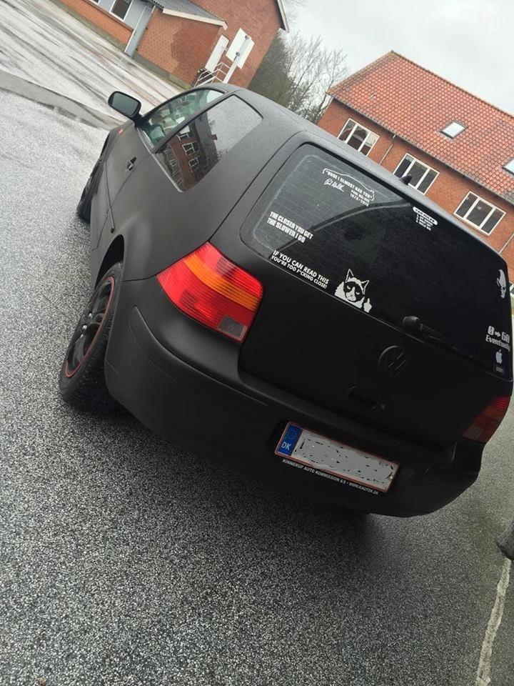 Golf 4 Mat sort Plasti dip billede 2