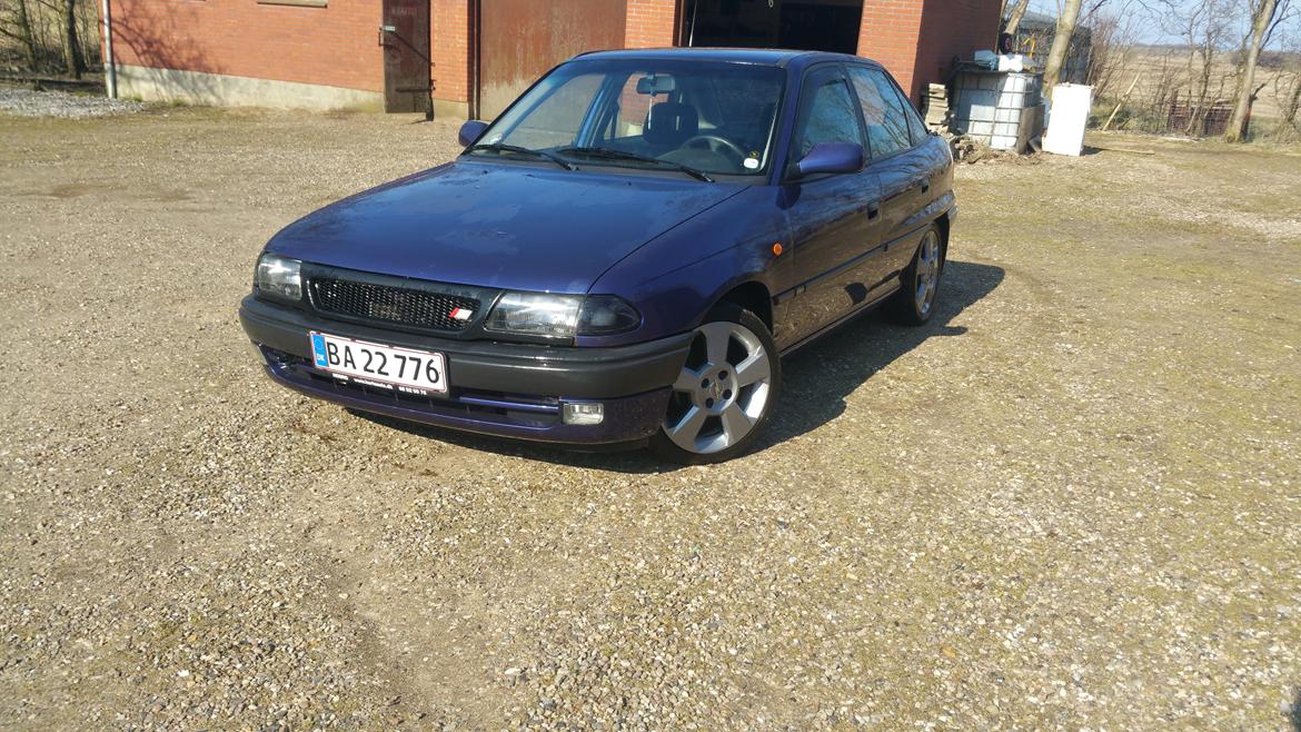 Opel astra f sedan  billede 4