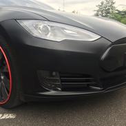 Tesla - Satin Black