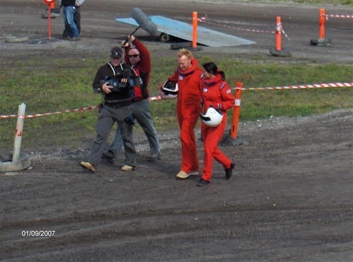 Zulu Djævleræs. - Jill fra bigbrother og en anden som jeg ikke ved hvem er. billede 5