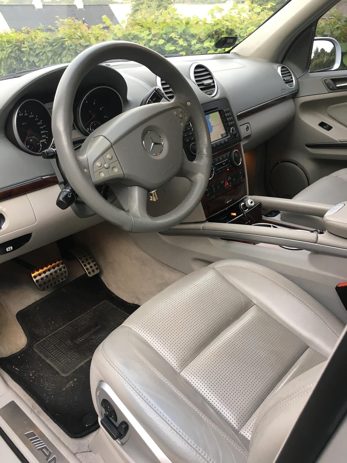 Mercedes ML63 AMG billede 12