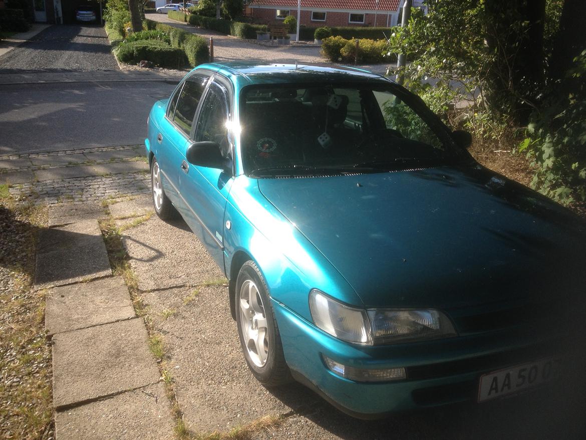   projekt  styling Corolla E10 sedan  - med JDM vindafviser montert på bilen. billede 58