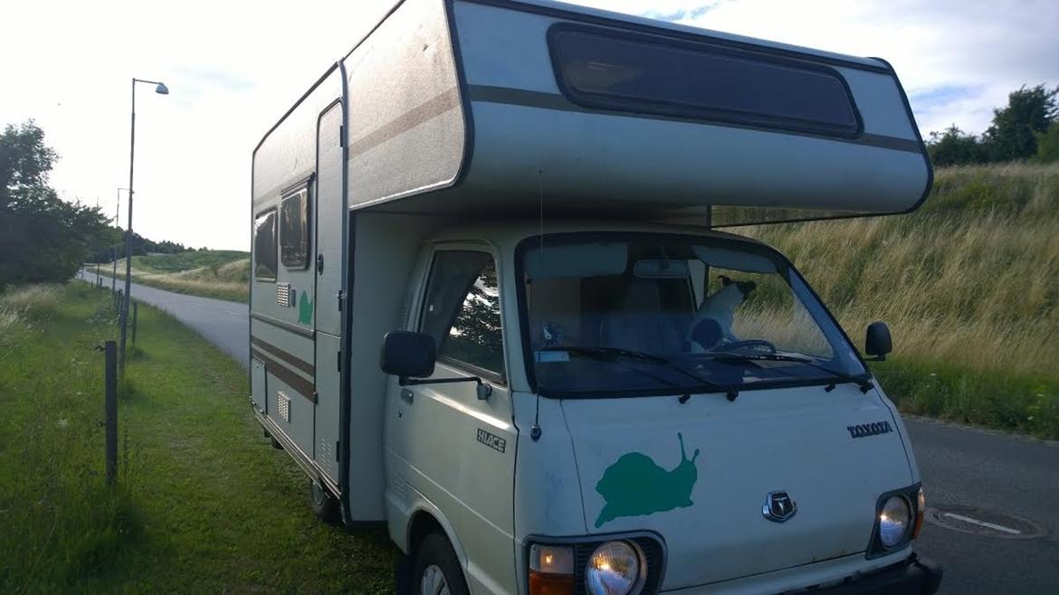 Toyota HiAce 1,6 Benzin Autocamper  Registreringsår1985 billede 3