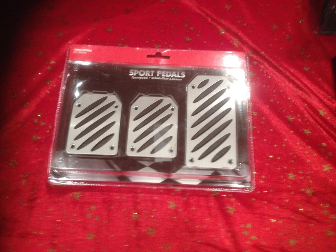   projekt  styling Corolla E10 sedan  - 24/12 2016 sportpedaler fået i julgave billede 79