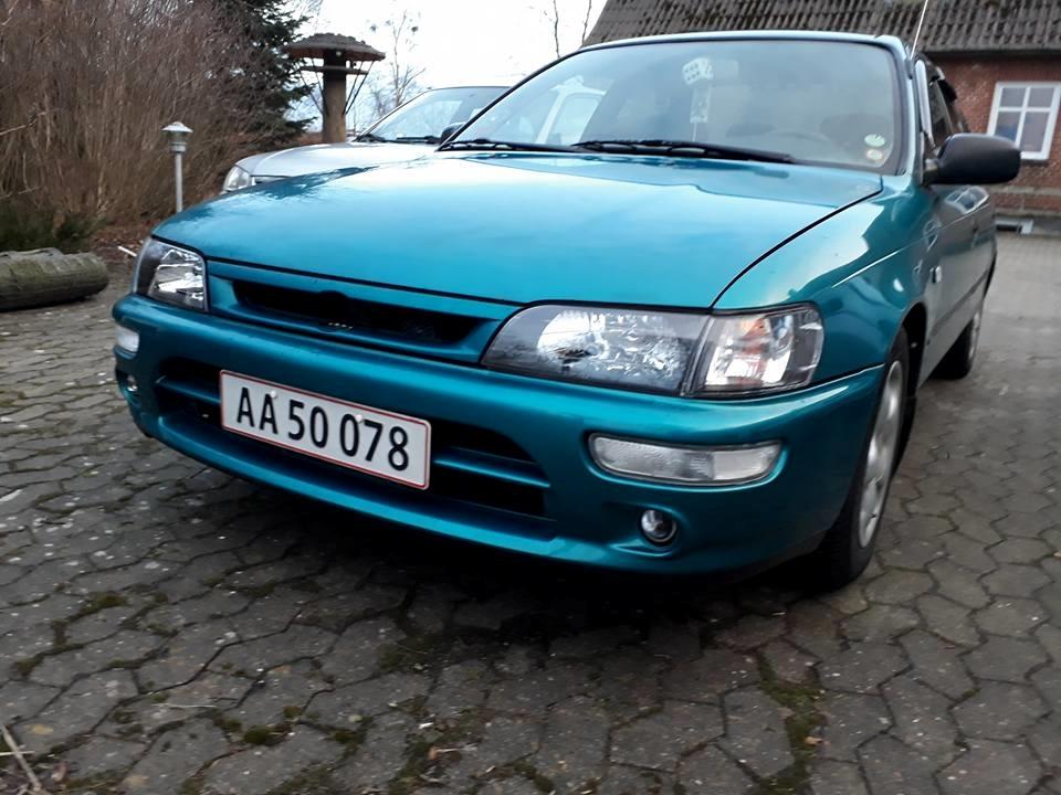   projekt  styling Corolla E10 sedan  - Blackline klarglas forlygter hvor jeg har lavet så der er blinklys i der hvor man normalet har positions lys. i og så er positions lys kommet til sidde i forlygter i stedet. :) billede 91