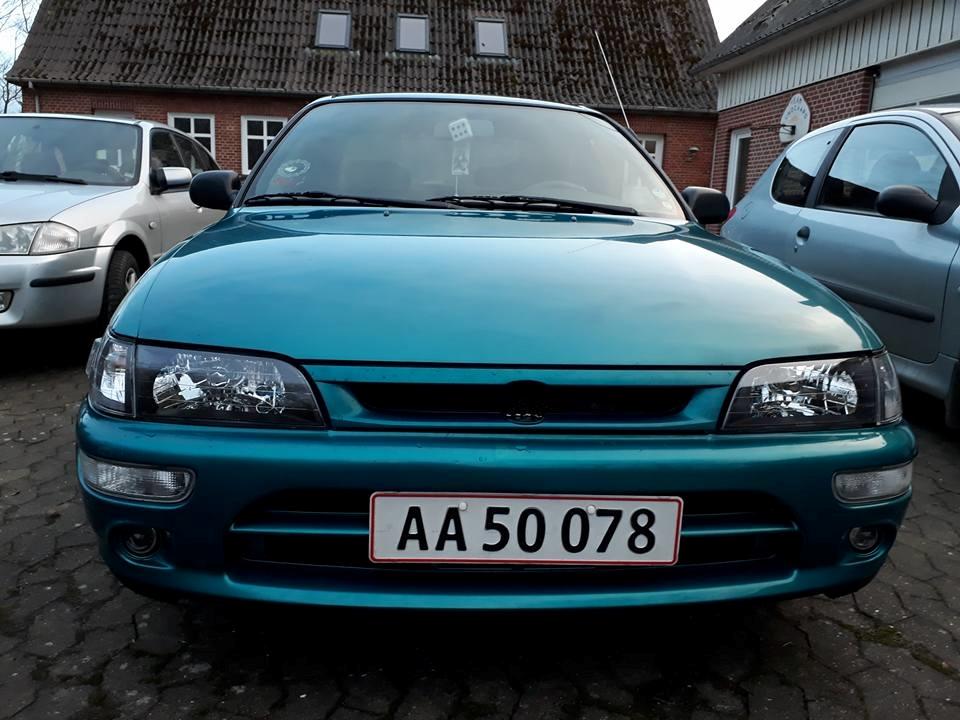   projekt  styling Corolla E10 sedan  - Blackline klarglas forlygter hvor jeg har lavet så der er blinklys i der hvor man normalet har positions lys. i og så er positions lys kommet til sidde i forlygter i stedet. :) billede 92