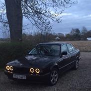 BMW 525i