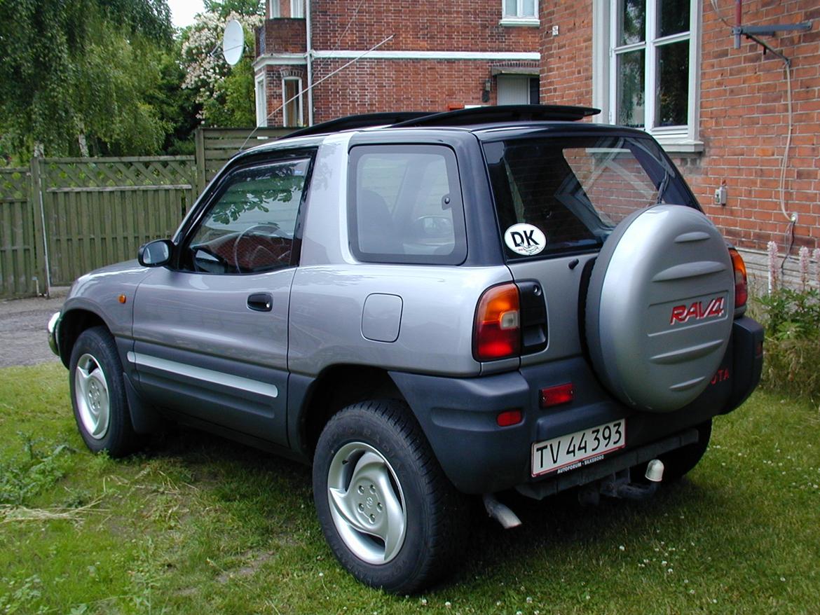 Toyota rav4  1994 billede 2