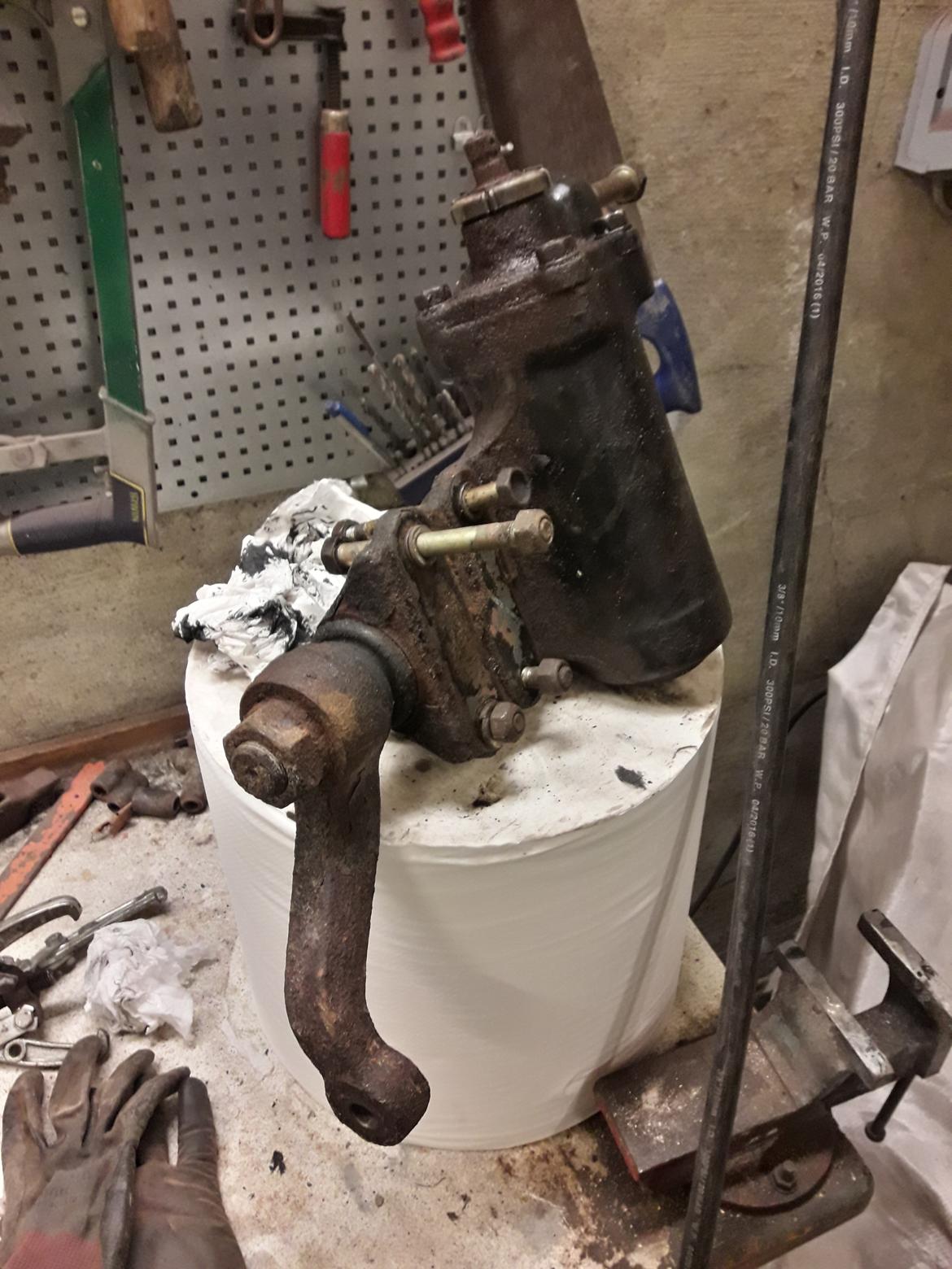 Nissan patrol y61 Renovering billede 43